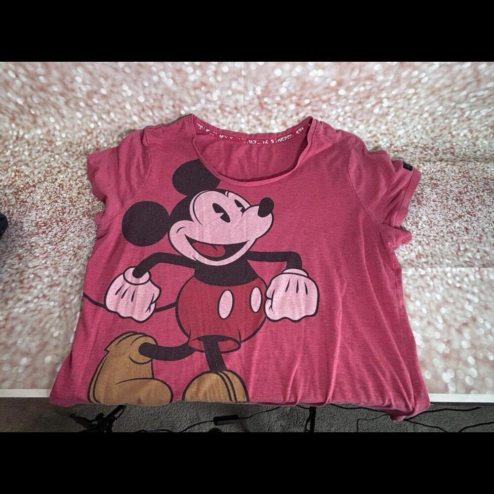 Disney Parks Mickey Mouse Women’s‎ T Shirt Red V Neck Walt Disney World - M